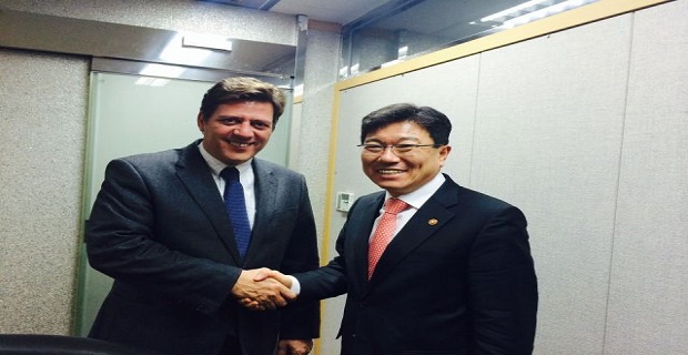 varvitsiwtis_yoon_samg_jick_