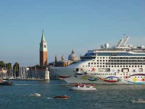 Ship Cruise Ship Italy Venice Italia Cruiser