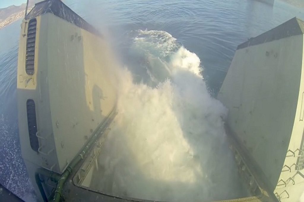 Βύθιση πλοίου μέσα από τον φακό μίας GoPro