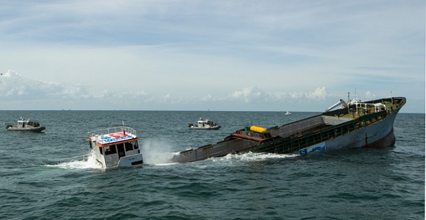 vithisi_ploiou_texnitos_ufalos