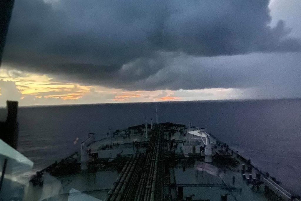 Σχεδόν το ένα τέταρτο των εξαγωγών αργού πετρελαίου της Βενεζουέλας μεταφέρεται στις ΗΠΑ!
