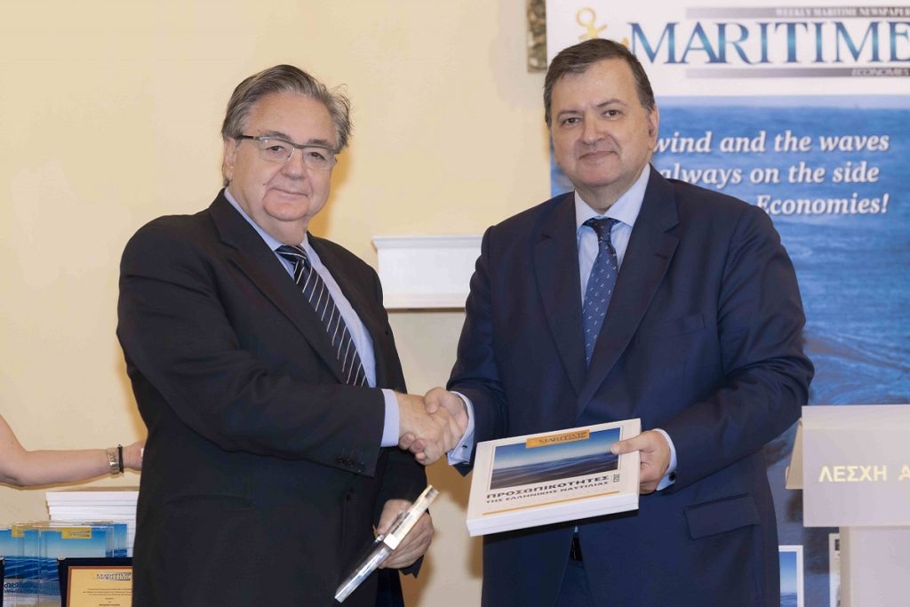 «Προσωπικότητες της Ελληνικής Ναυτιλίας 2023»: Τιμητική βράβευση του Διευθύνοντος Συμβούλου Ο.Λ.Ε. ΑΕ Απόστολου Καμαρινάκη