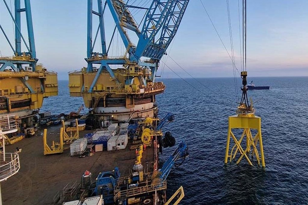 Στη Σκωτία η βαθύτερη θεμελίωση υπεράκτιου αιολικού για έργο των SSE Renewables - TotalEnergies