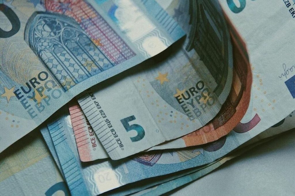 Ακτοπλοϊκά εισιτήρια: Γιατί δεν πέφτουν (ακόμα) οι τιμές