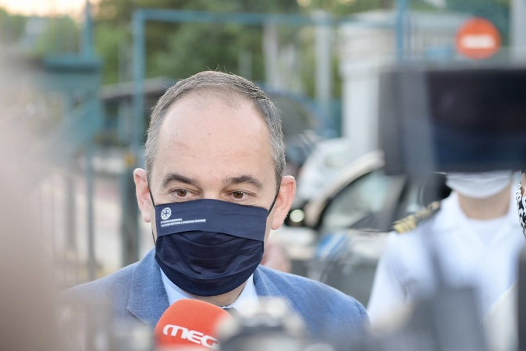 Γ. Πλακιωτάκης: Δεν επετράπη η επιβίβαση σε 11.000 άτομα