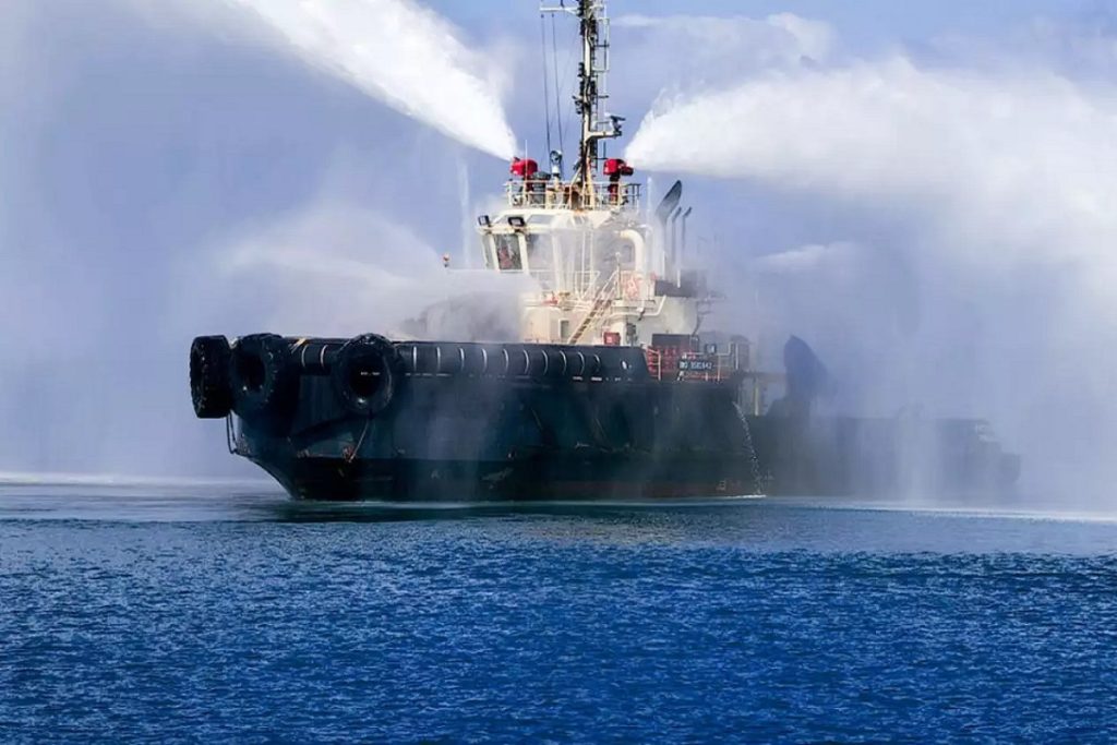 Δωρεά της Ελληνικής Ένωσης Πλοιοκτητών Ρυμουλκών, Ναυαγοσωστικών στο Κλιμάκιο Ειδικών Αποστολών του Λιμεναρχείου Σάμου