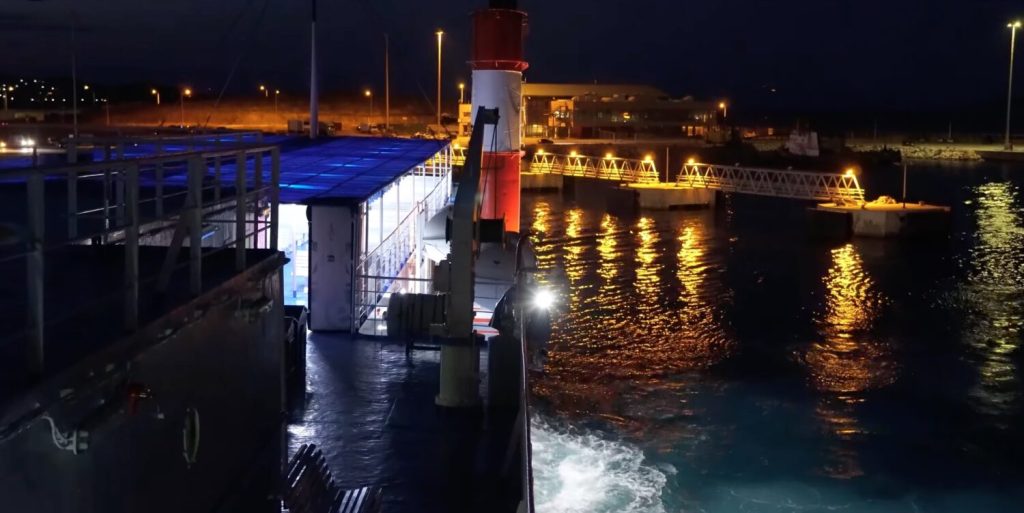 Νυχτερινό ρεμέτζο στο Λαύριο (Video)