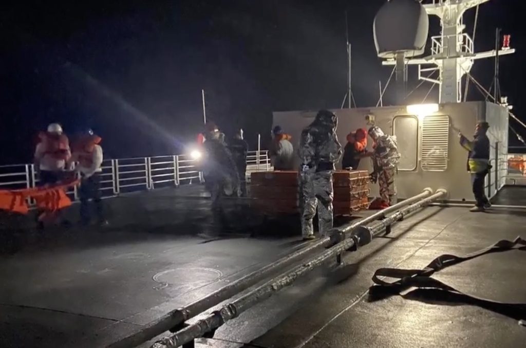 130 ΣΜ Λήμνου και Aqua Blue ένωσαν τις δυνάμεις τους στα πλαίσια άσκησης διάσωσης ασθενούς (Video)