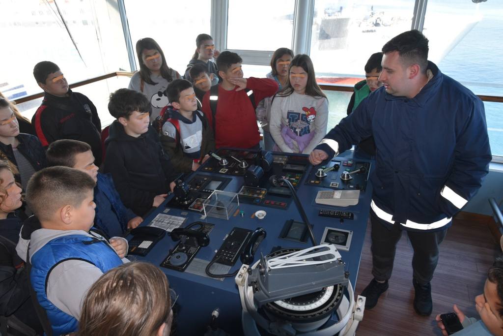 «Μικροί Καπετάνιοι» σε πλοίο των Μινωϊκων γραμμών! (Photo)