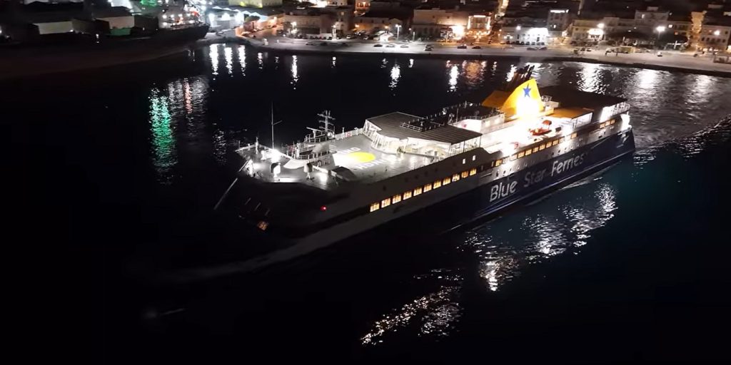 Εντυπωσιακό βίντεο με την αναχώρηση του Blue Star Naxos από την Σύρο