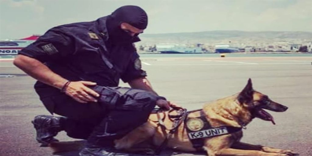 Πέθανε ο Κανέλλος, το θρυλικό λαγωνικό Κ9 του Λιμενικού