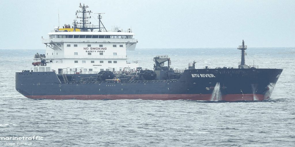Πυροβολισμοί και επιβίβαση πειρατών σε δεξαμενόπλοιο στον Κόλπο της Γουινέας- Αγωνία για το πλήρωμα