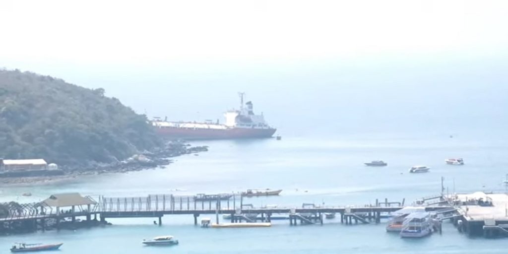 Η ναυτιλιακή εταιρεία κατηγορεί τον Πλοίαρχο για την προσάραξη του πλοίου LPG- «Πήγα να αποφύγω τα ψαράδικα» (video)