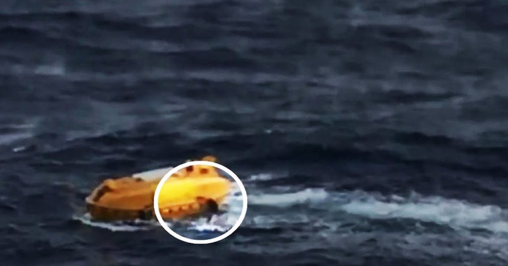 Τι συμβαίνει αν πέσεις στη θάλασσα από πλοίο; διάσωση επιβάτη από τη θάλασσα