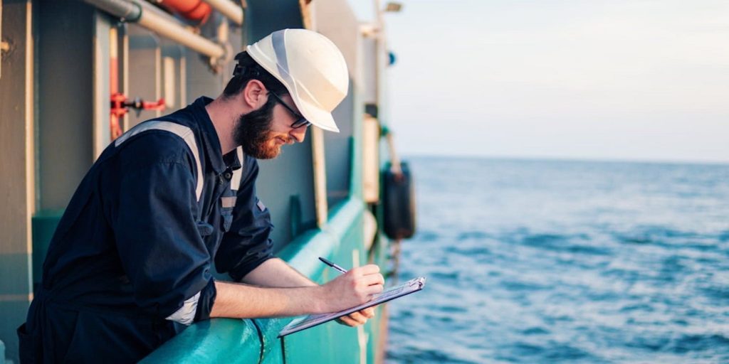 Σε ελεύθερη πτώση βρίσκεται η έξοδος των ναυτικών στα λιμάνια από την πανδημία και μετά