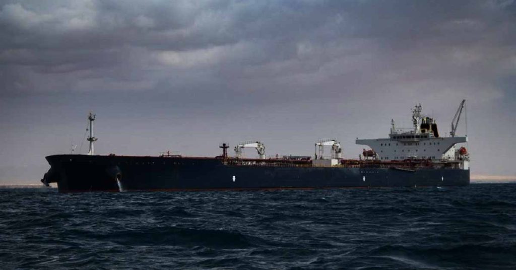 Σε μεγάλο πρόβλημα εξελίσσονται τα πλοία-ζόμπι που μεταφέρουν πετρέλαιο