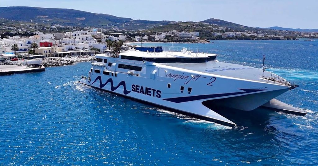 Βλάβη στον καταπέλτη του «CHAMPION JET 2»