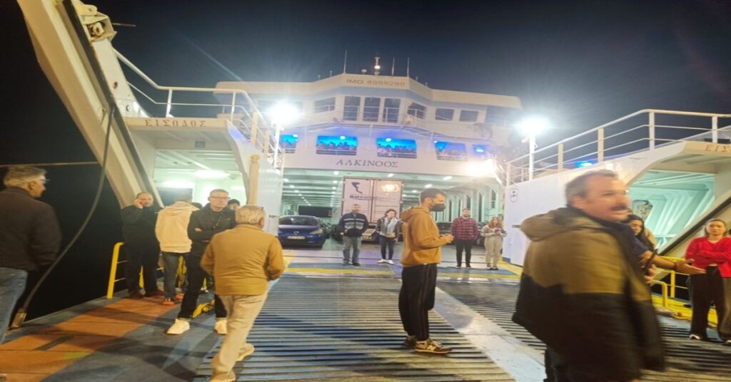Τεράστια ταλαιπωρία στο λιμάνι Ηγουμενίτσας! Νταλίκα μπλόκαρε για δύο ώρες την αναχώρηση πλοίου!