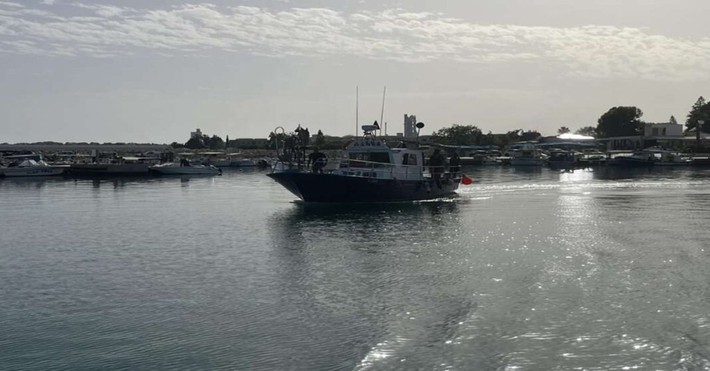 Ανησυχία για επιπτώσεις από βύθιση πλωτής δεξαμενής στην Αμαθούντα