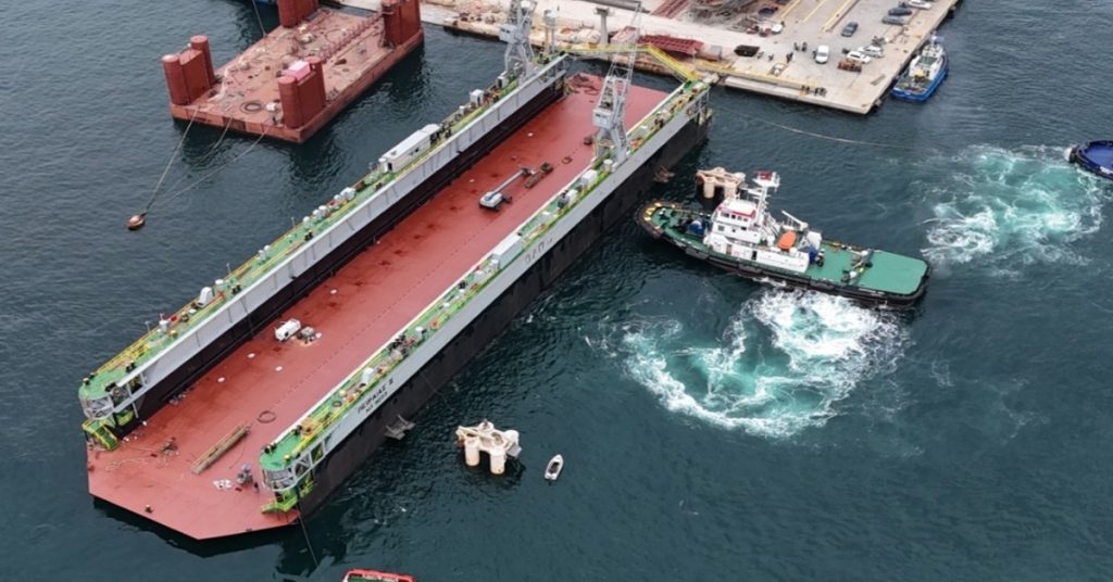 Επανέναρξη λειτουργίας της πλωτής δεξαμενής "Πειραιάς ΙΙ" στη Ζώνη Περάματος (photos)