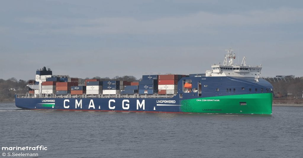 πλοίο προσέκρουσε σε προβλήτα στο Αμβούργο ποταμός Έλβας