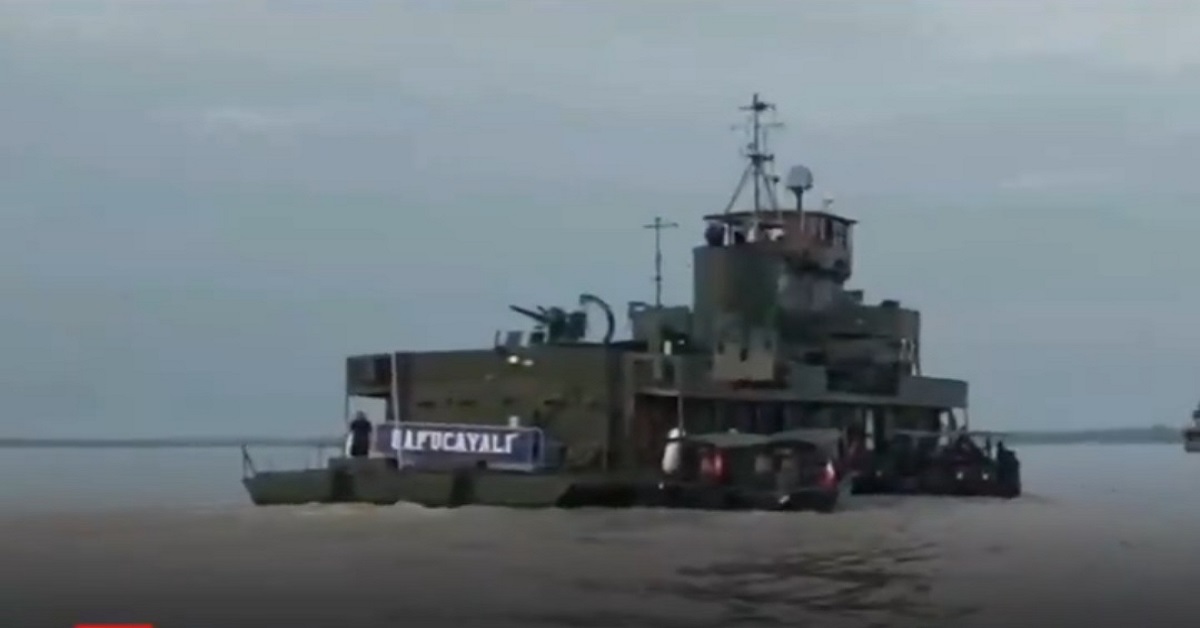 σύγκρουση πολεμικού πλοίου στον Αμαζόνιο