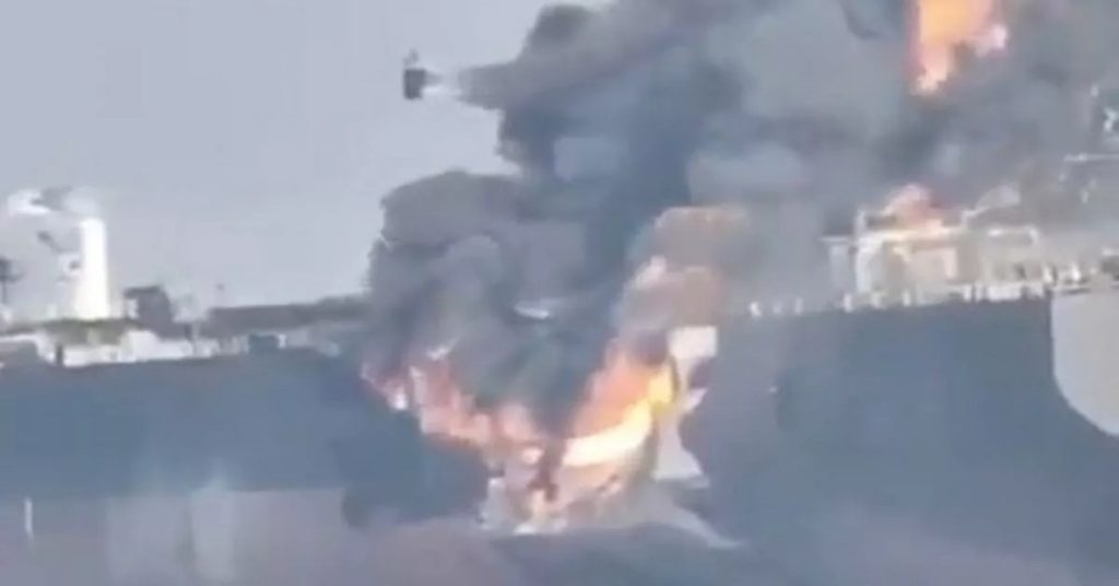 Αγνοείται ο πλοιοκτήτης «φαντομάς» του τάνκερ Adalynn μετά την σύγκρουση του