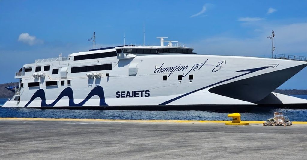 Πρόσκρουση Champion Jet 3: Αμολήθηκαν τα θηρία να φάνε ακόμα ένα καπετάνιο