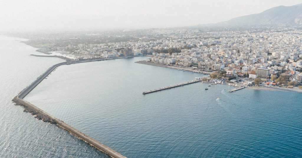 Βρέθηκε οβίδα του Β' Παγκοσμίου Πολέμου στο βυθό του λιμανιού της Καλαμάτας (photo)