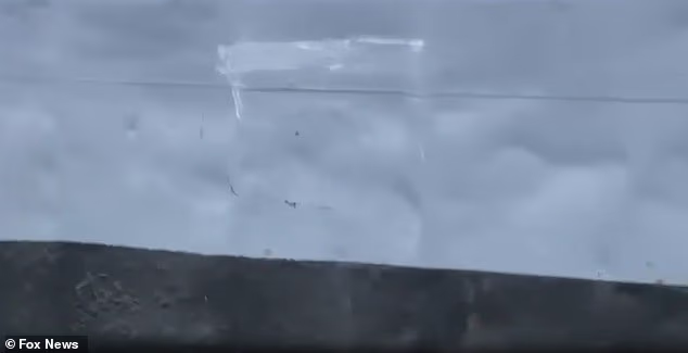 Γιοτ συγκρούστηκε με διάσημο αεροπλανοφόρο