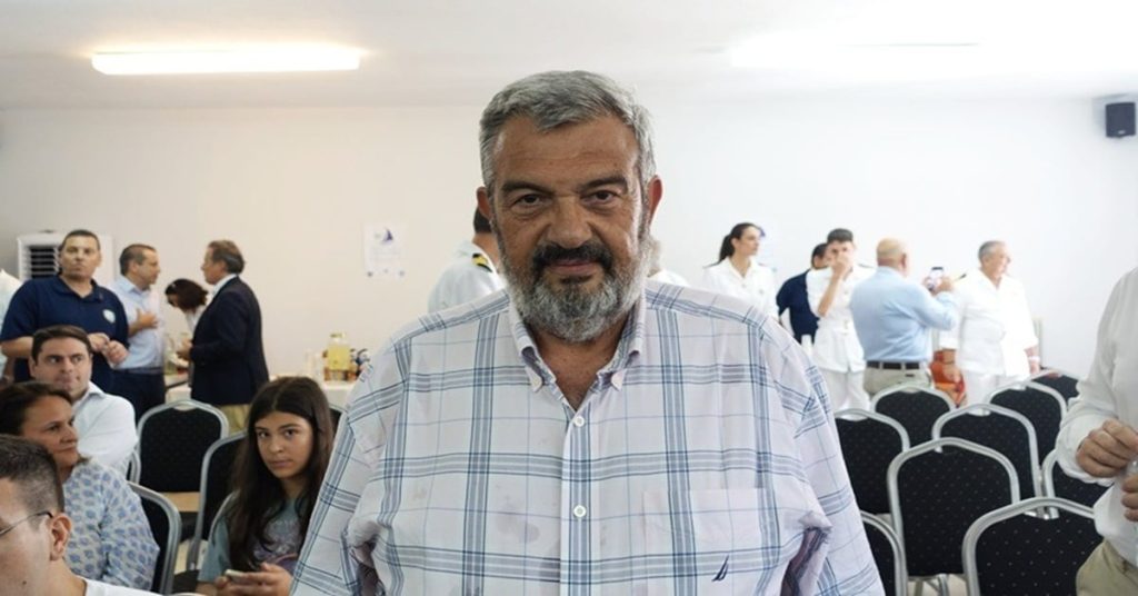 Ένα νέο βιβλίο για τις Ακαδημίες Εμπορικού Ναυτικού από τον Ανδριώτη Πλοίαρχο Δημήτρη Ασλάνογλου