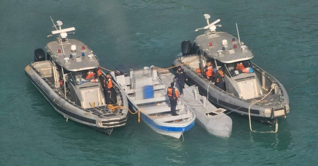 Εντοπίστηκε τηλεκατευθυνόμενο ημι-υποβρύχιο με κεραία Starlink για μεταφορά κοκαΐνης!