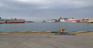 piraeus_port_