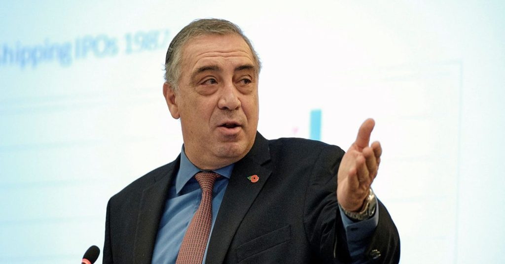 Ο Νίκος Τσάκος βάφτισε δύο δεξαμενόπλοια προς τιμήν επιτυχιών του Ολυμπιακού και των Νικς