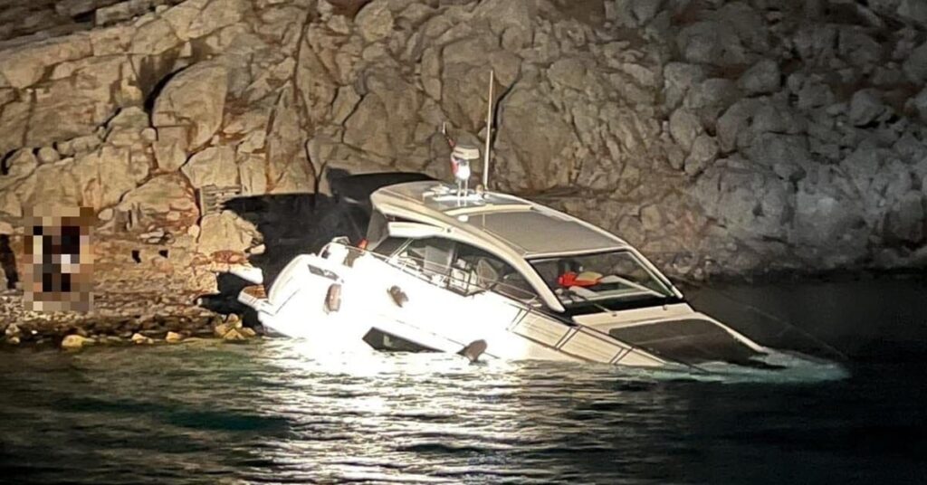 Θαλαμηγός προσάραξε στη Σύμη