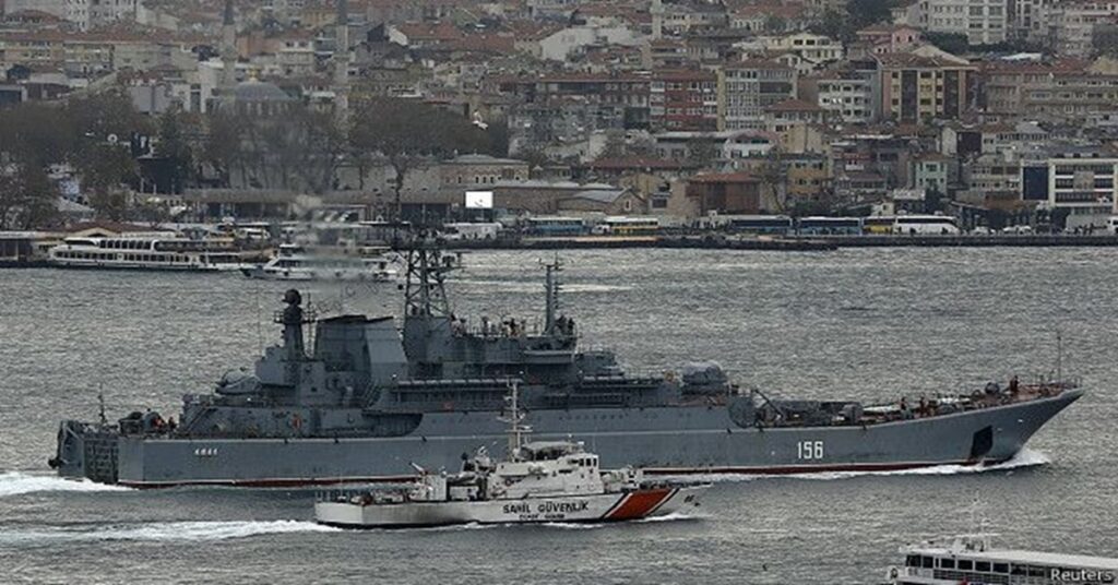 Ρωσικό πολεμικό πλοίο συγκρούστηκε με δεξαμενόπλοιο!