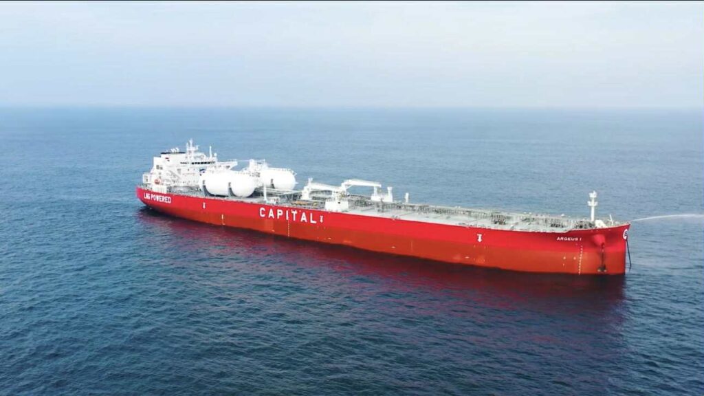 Το δεξαμενόπλοιο που γράφει ιστορία