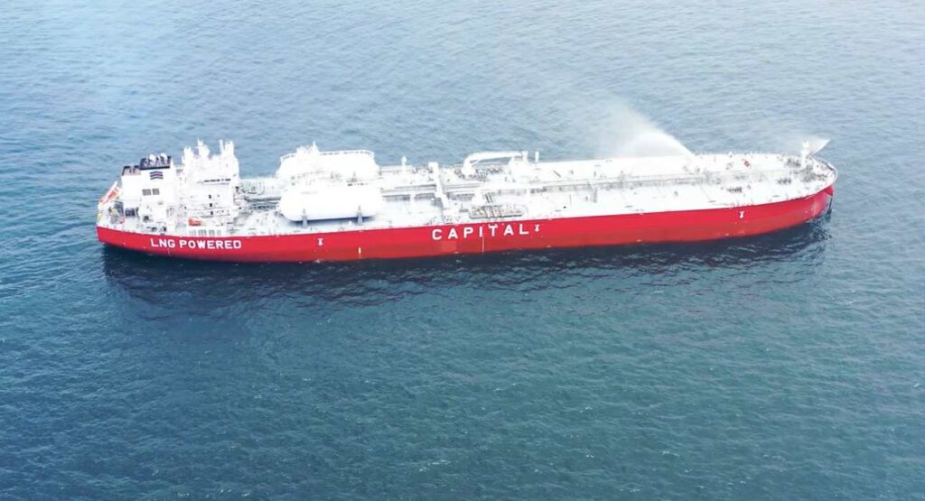 Το δεξαμενόπλοιο που γράφει ιστορία