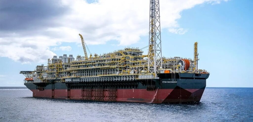Η “πράσινη μετάβαση” μπορεί να περιμένει: Το γιγαντιαίο FPSO ξεκίνησε παραγωγή πετρελαίου