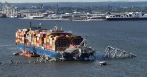 Πλοίο μεταφοράς κοντέινερ Dali: Εκτοξεύτηκε το κόστος ανακατασκευής της γέφυρας της Βαλτιμόρης dali_valtimori_