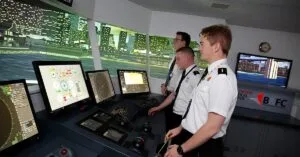 ekseliksh_naftikhs_ekpaideushs