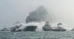 pio_epikindino_ploio