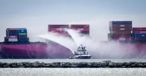 πυρκαγιά_σε_πλοίο_κοντέινερ