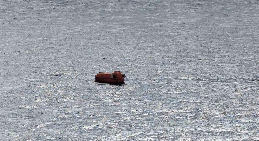 Μια πράξη ναυτοσύνης που αντιπροσωπεύει τον Έλληνα ναυτικό και αγγίζει τον πυρήνα της ανθρώπινης ευθύνης στη θάλασσα.