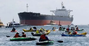 megalitero_limani_anthraka_ston_kosmo