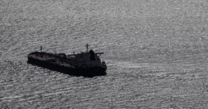 11 εκατομμύρια βαρέλια πετρελαίου βρίσκονται «εγκλωβισμένα» σε δεξαμενόπλοια και ψάχνουν διέξοδο