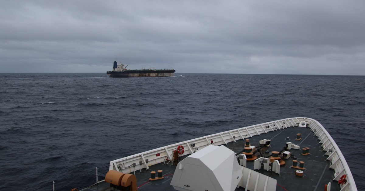 Αμερικανοί κομάντο κατέλαβαν ρωσικό δεξαμενόπλοιο σε διεθνή ύδατα!