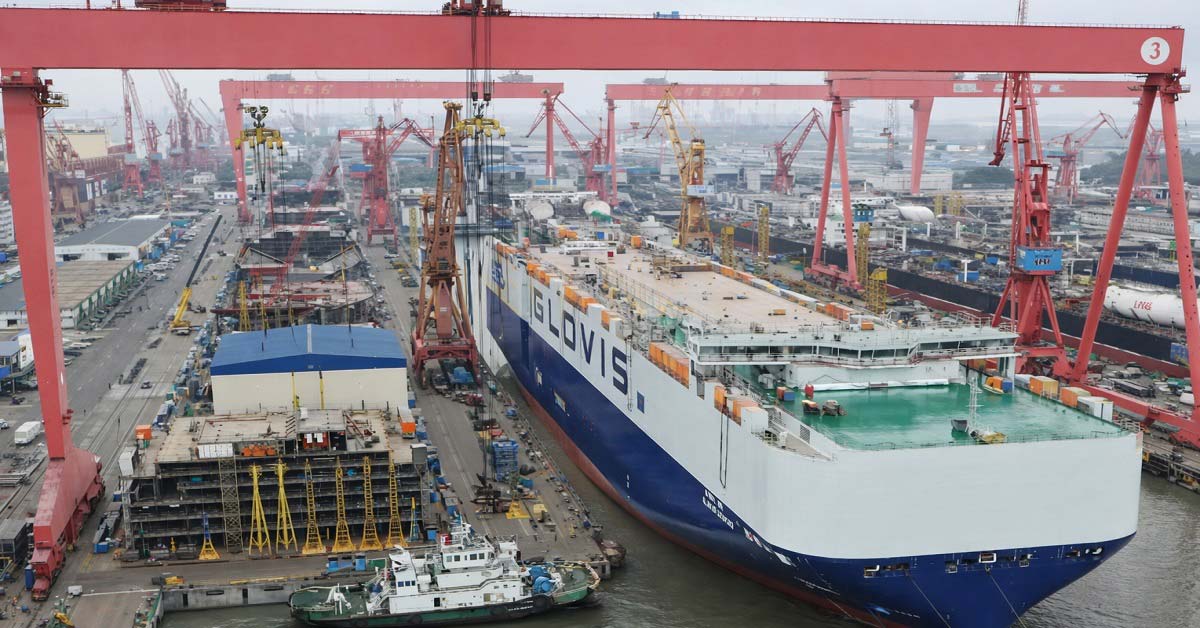 Έσπασαν όλα τα ρεκόρ: Αυτός είναι ο νέος «γίγαντας» που θα μεταφέρει 10.800 αυτοκίνητα!