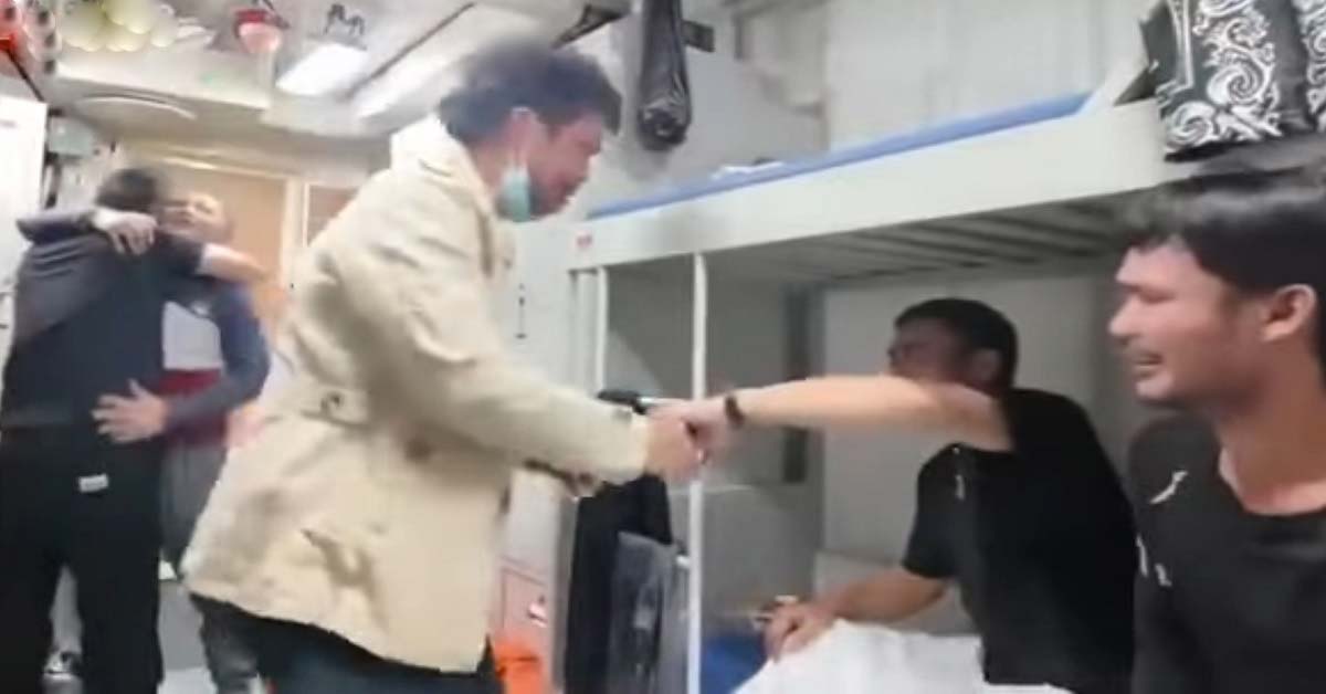 Συγκλονίζουν τα βίντεο από το φορτηγό πλοίο Devon Bay που βυθίστηκε