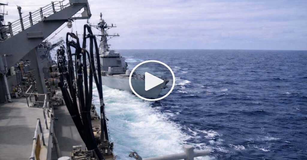 Η σύγκρουση των δύο πολεμικών πλοίων των ΗΠΑ σε ζωντανή μετάδοση